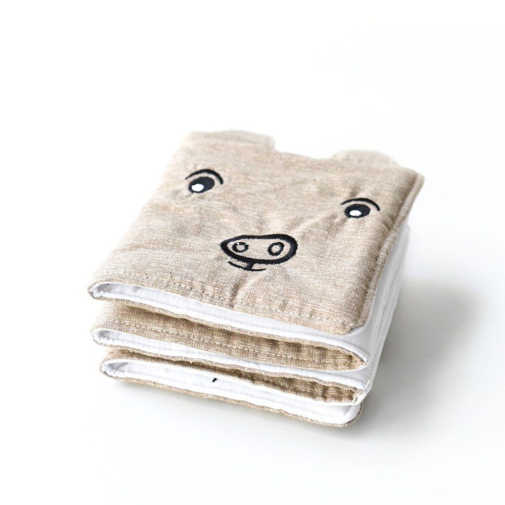 Wee Gallery Cloth Book Friendly Faces at the Farm - UrbanBaby shop