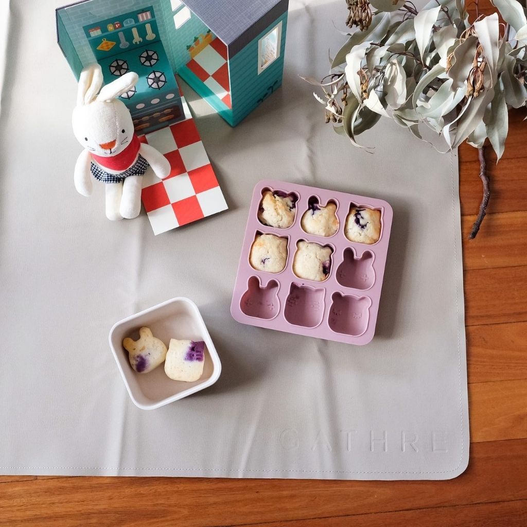 We Might Be Tiny Freeze and Bake Poddies - UrbanBaby shop