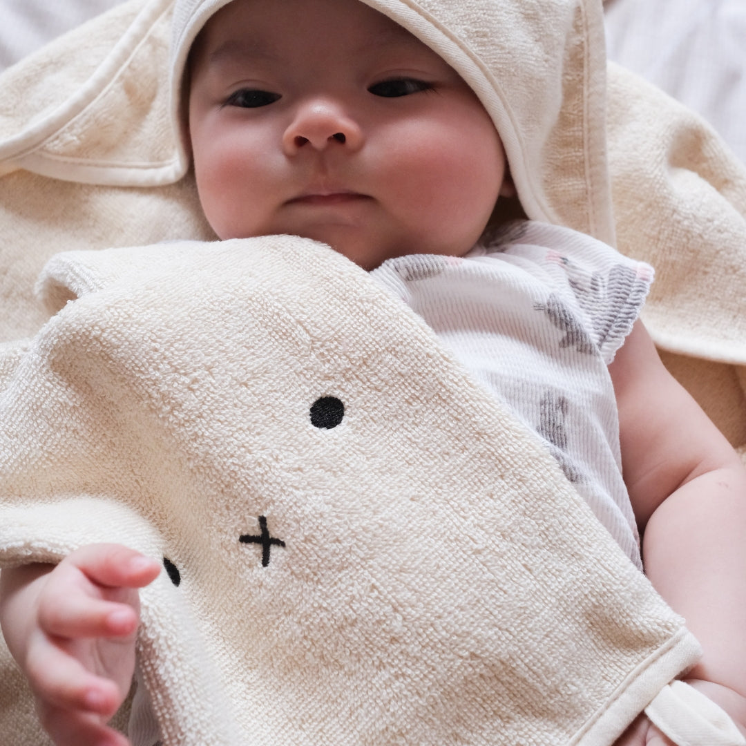 Bunny Organic Cotton Hooded Baby Towel Bath Mitt Set UrbanBaby
